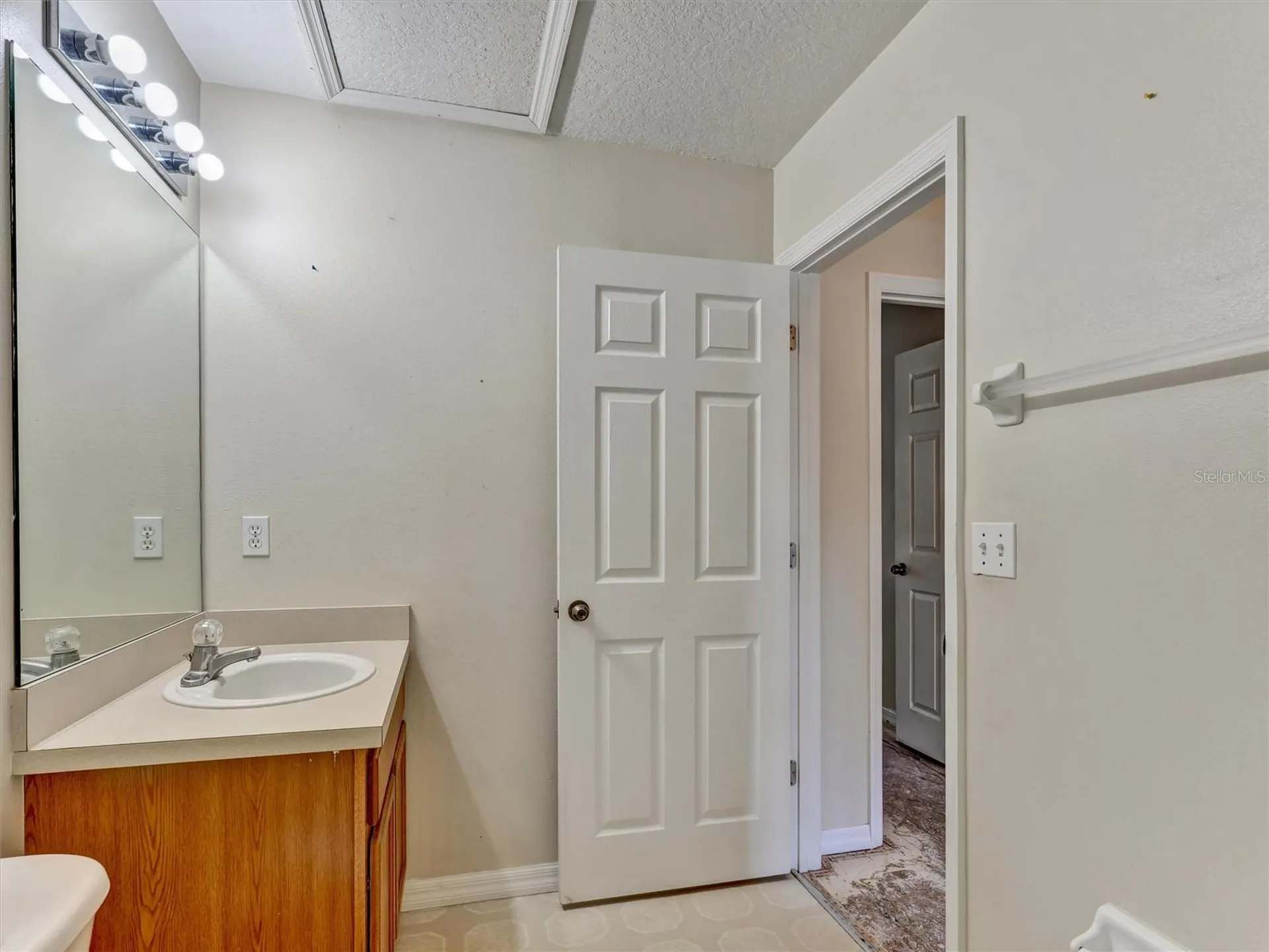 8407 Blue Lagoon Drive Kissimmee FL 34747