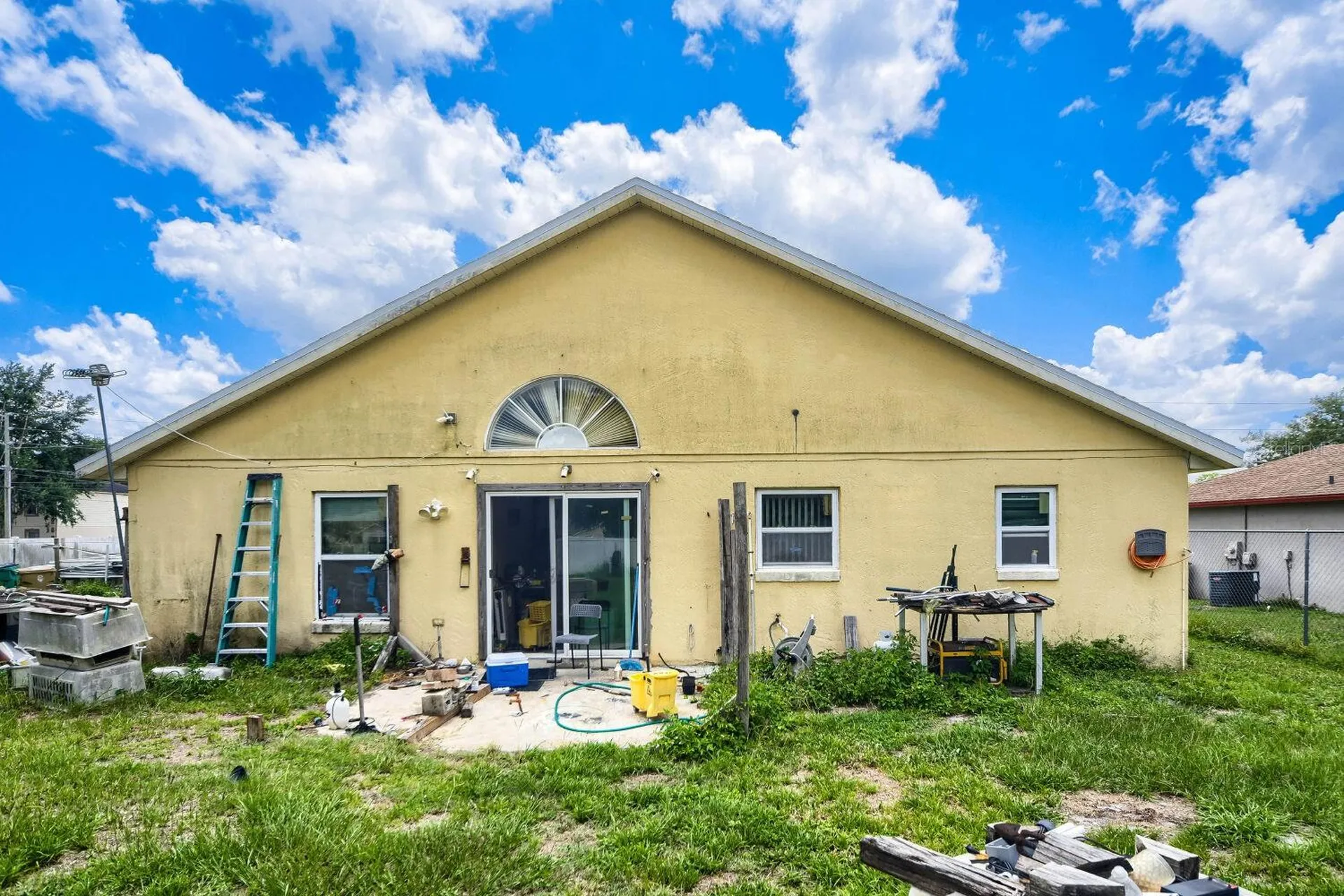 102 Carlisle Court Kissimmee FL 34758