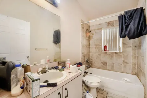 102 Carlisle Court Kissimmee FL 34758