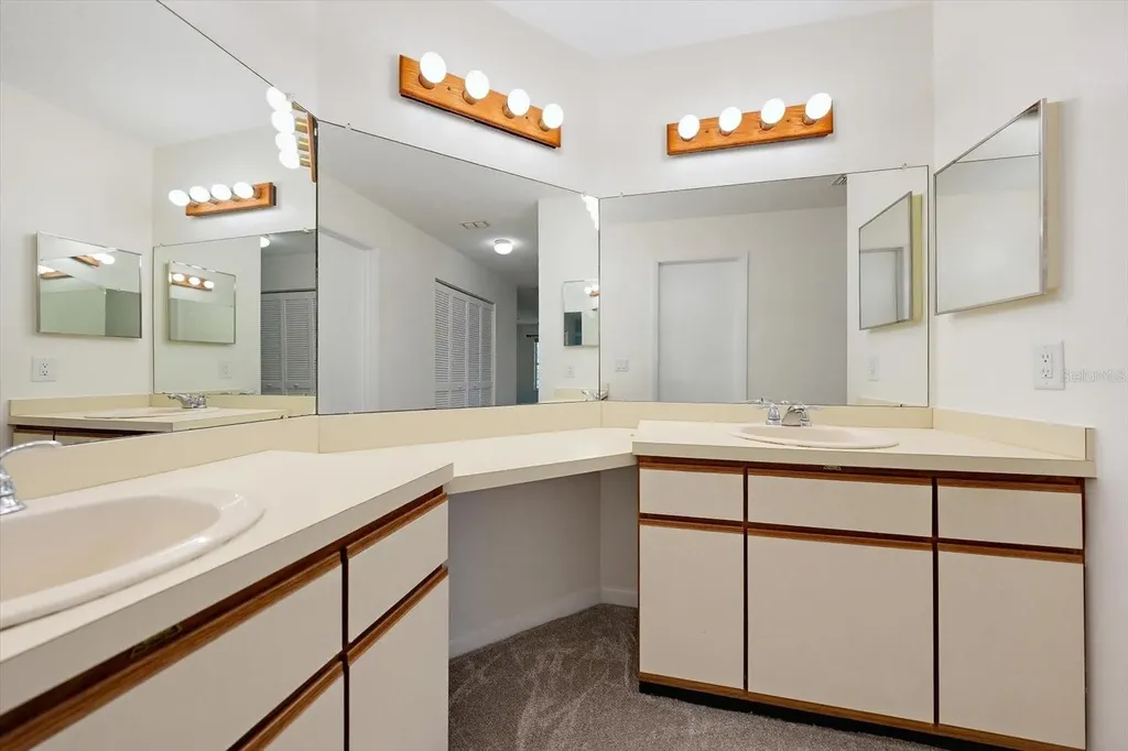 2152 Gulf View Boulevard Dunedin FL 34698