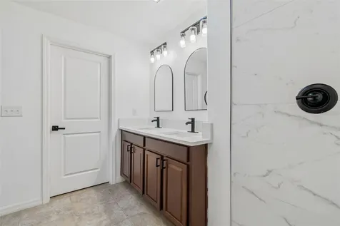 7227 Salt River Sun City Center FL 33573