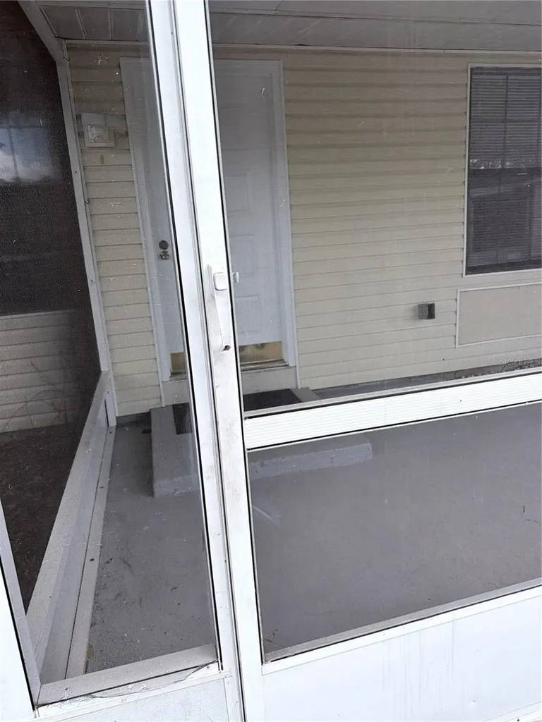 9285 Luna Drive St Cloud FL 34773