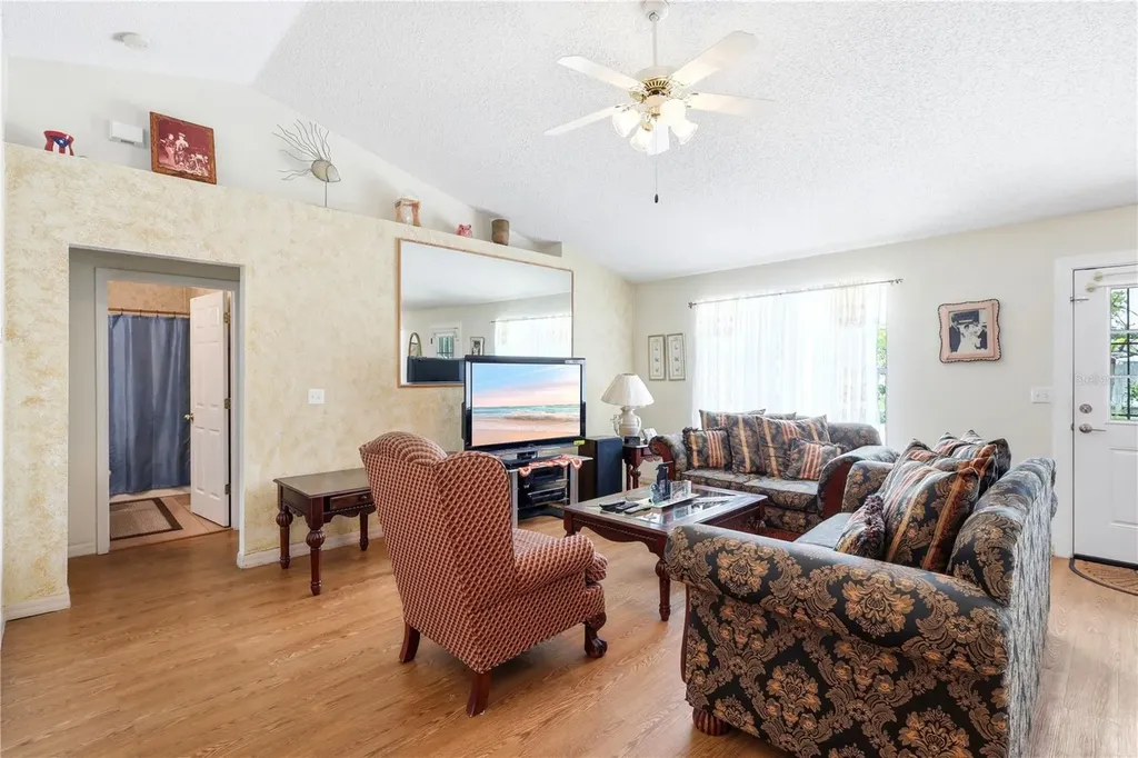 964 Fort Smith Boulevard Deltona FL 32738