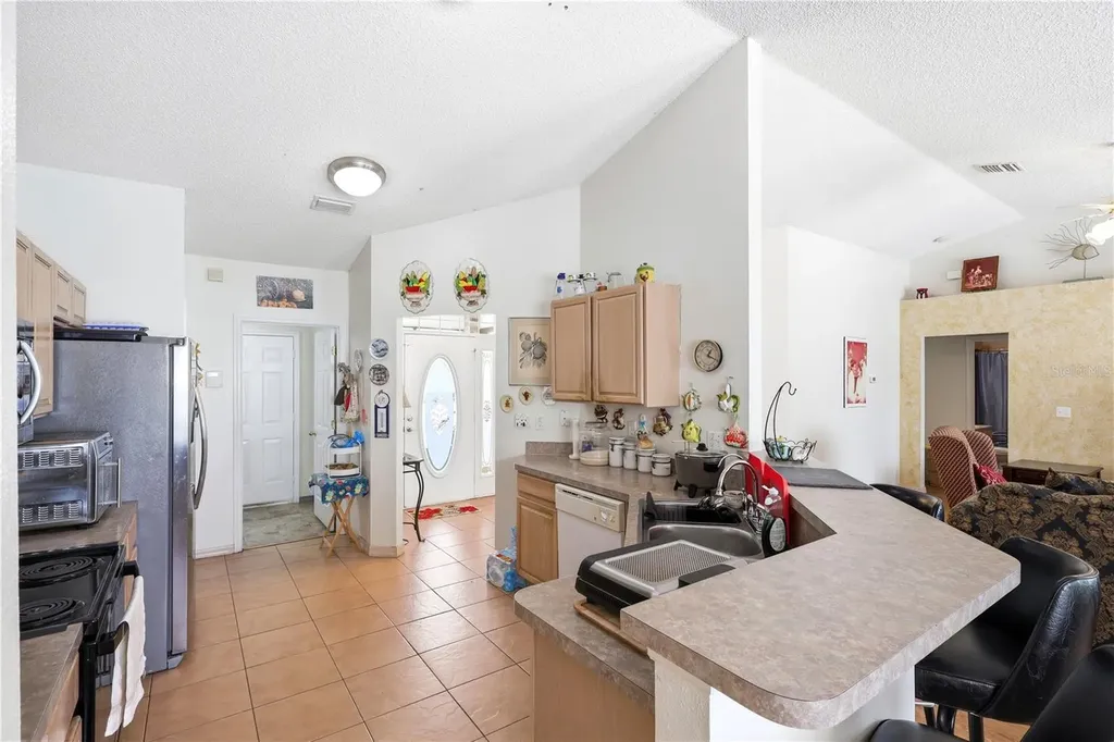 964 Fort Smith Boulevard Deltona FL 32738