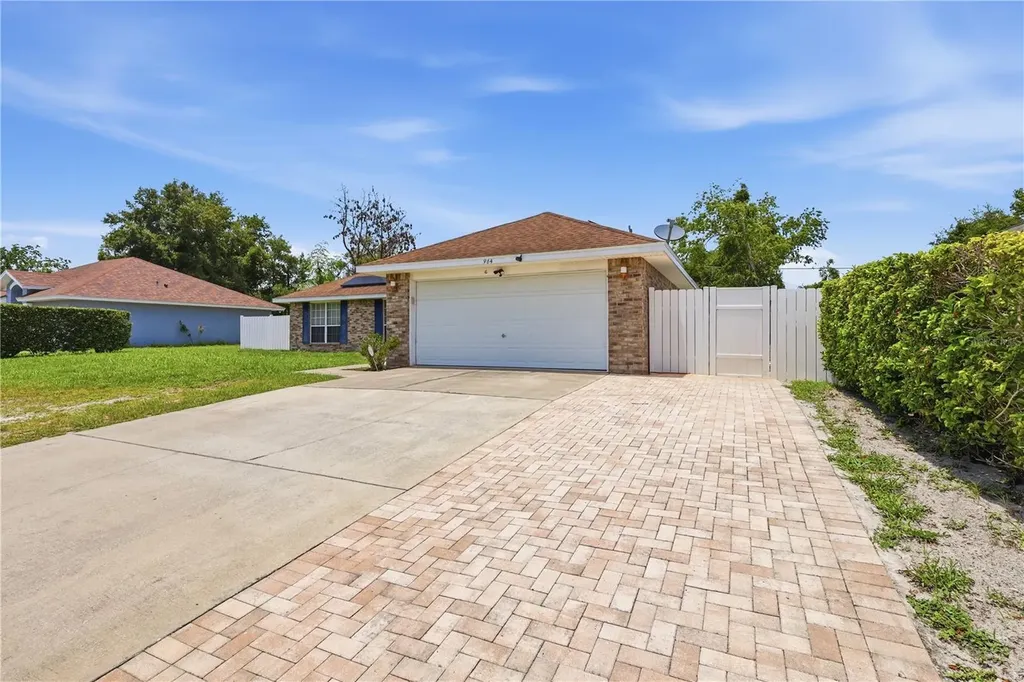 964 Fort Smith Boulevard Deltona FL 32738