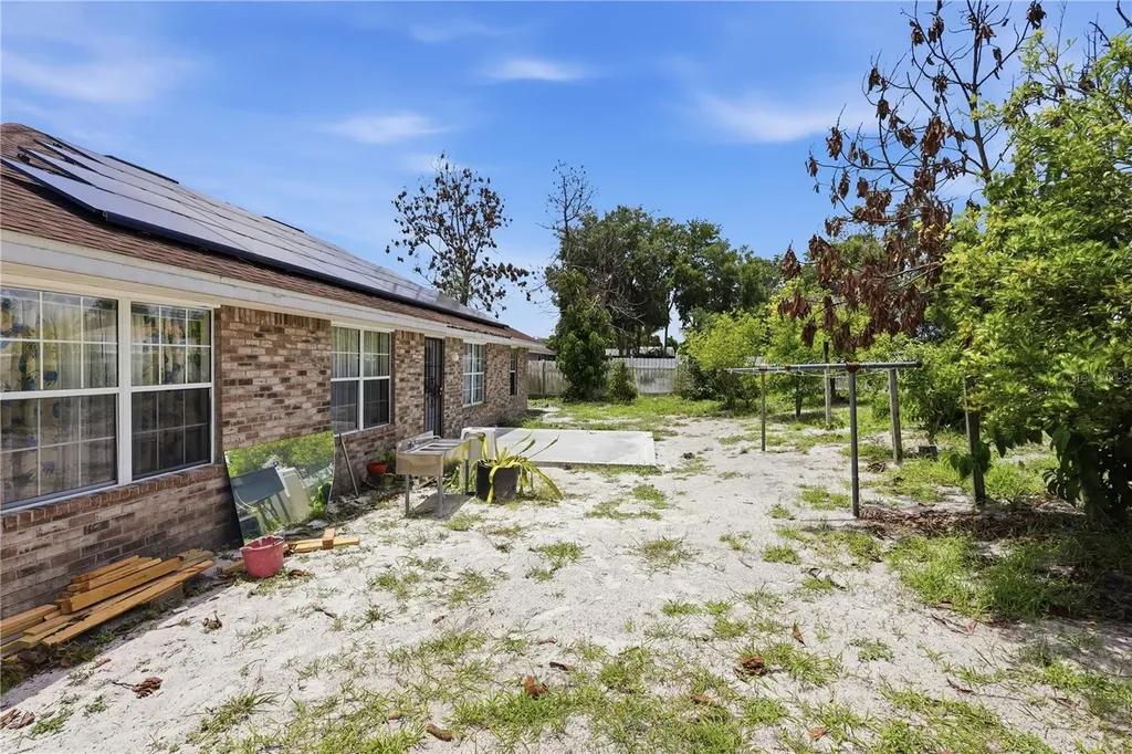 964 Fort Smith Boulevard Deltona FL 32738
