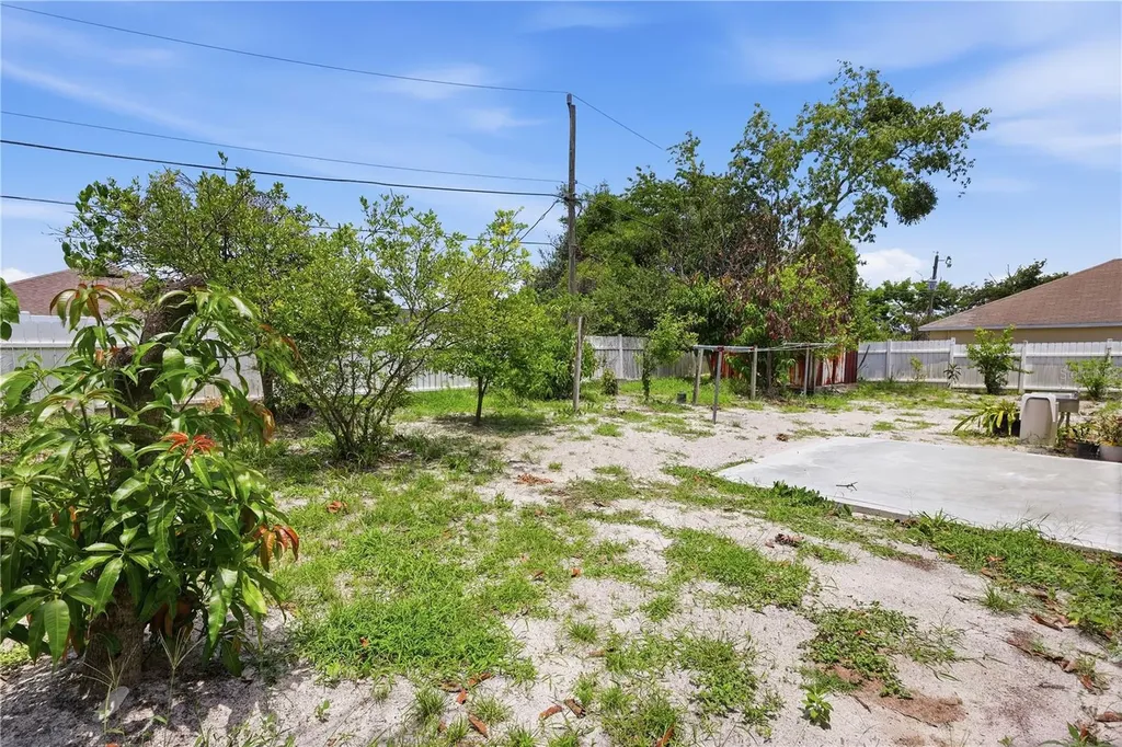 964 Fort Smith Boulevard Deltona FL 32738