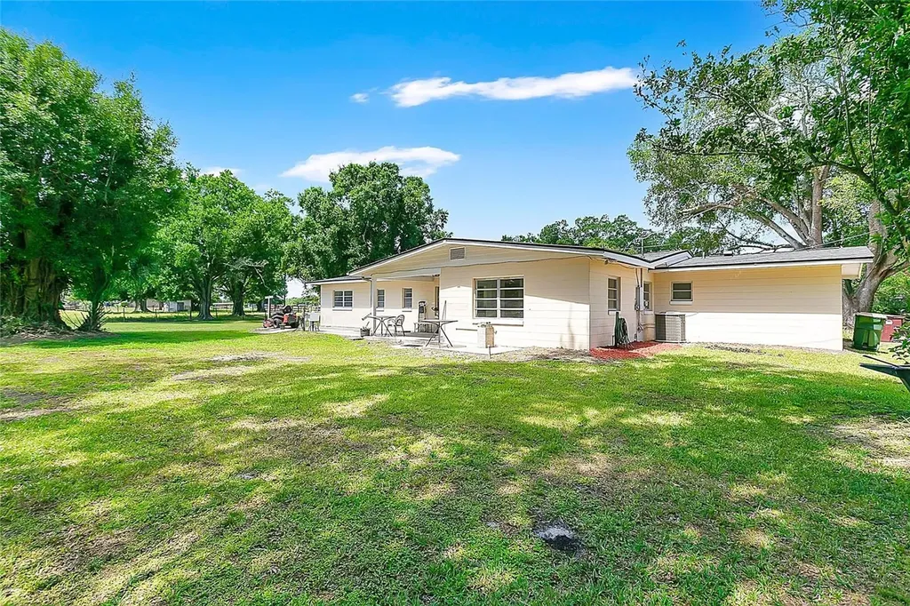 1801 Eastern Avenue St Cloud FL 34769