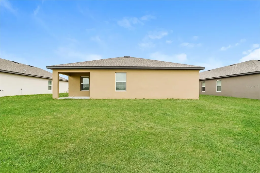 1635 Swan Lake Circle Dundee FL 33838