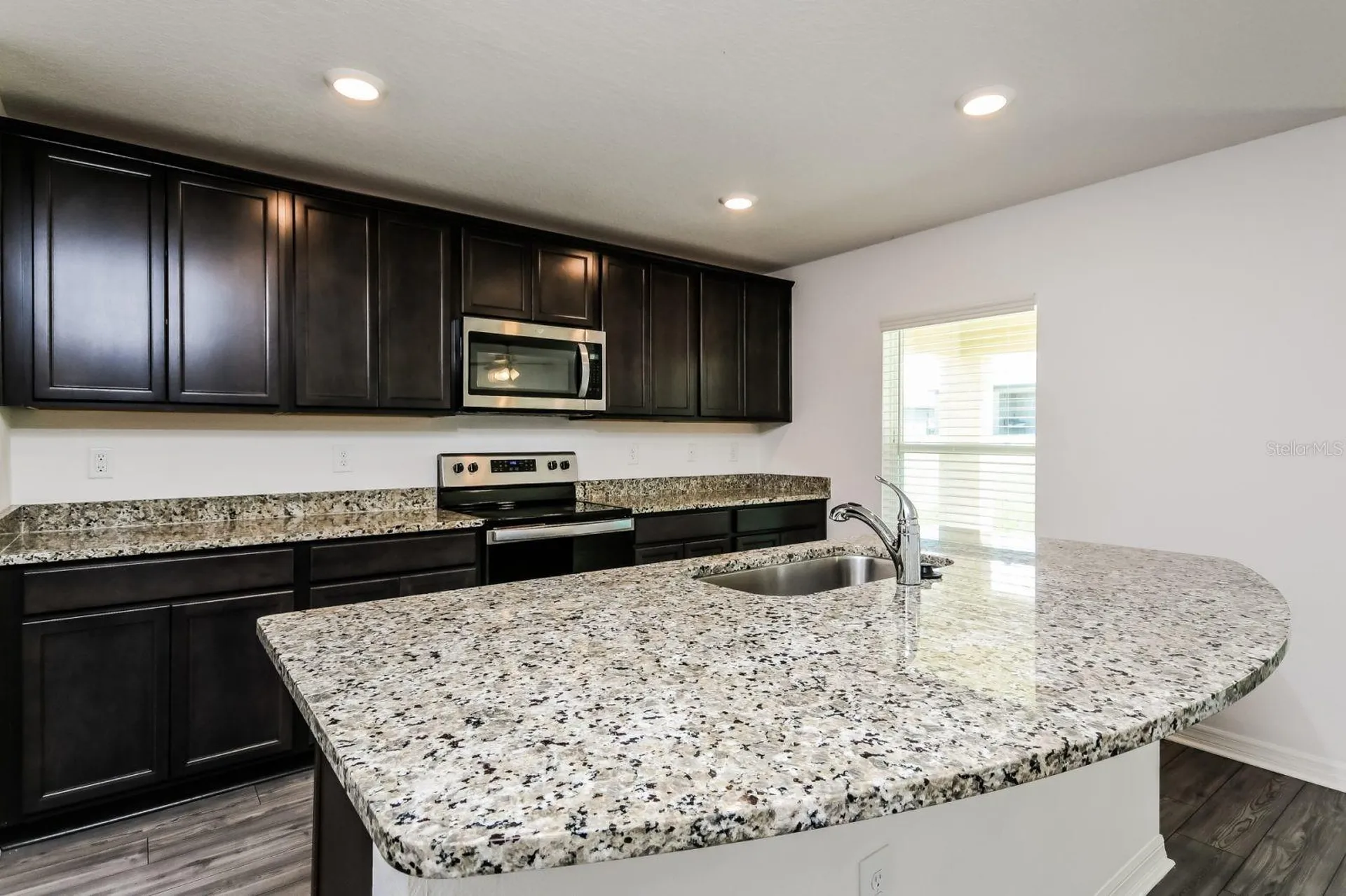 1635 Swan Lake Circle Dundee FL 33838