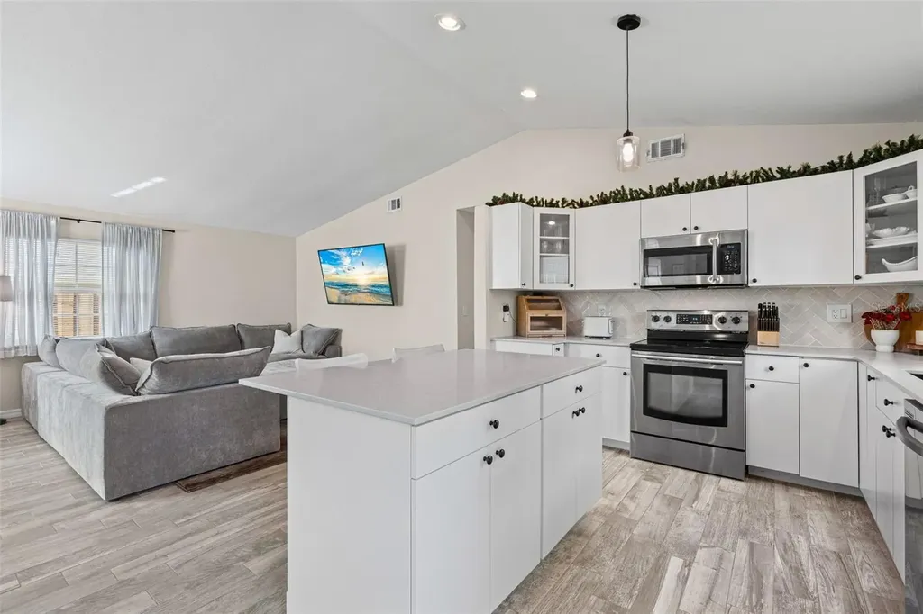 429 Patterson Avenue Osprey FL 34229