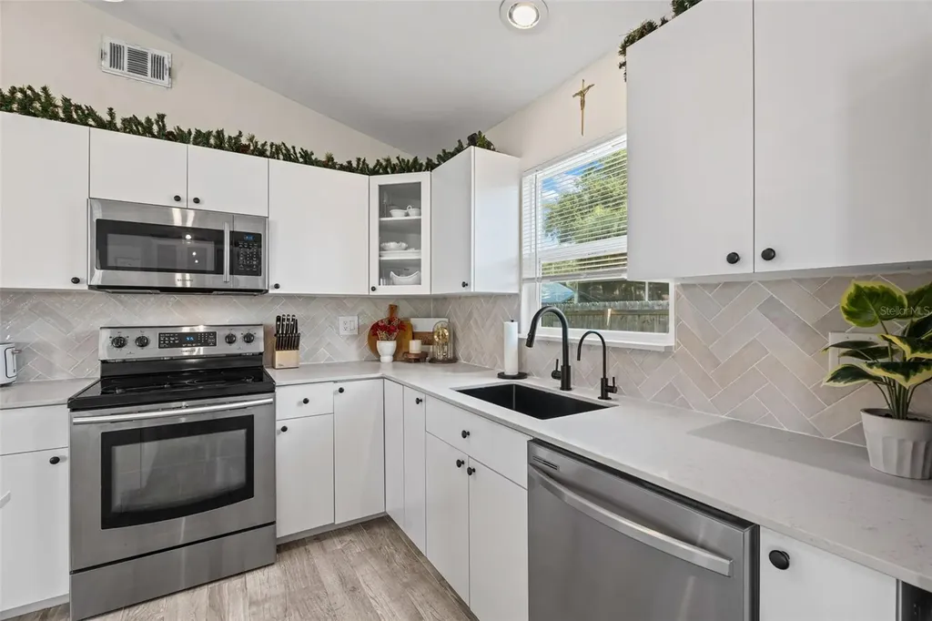 429 Patterson Avenue Osprey FL 34229