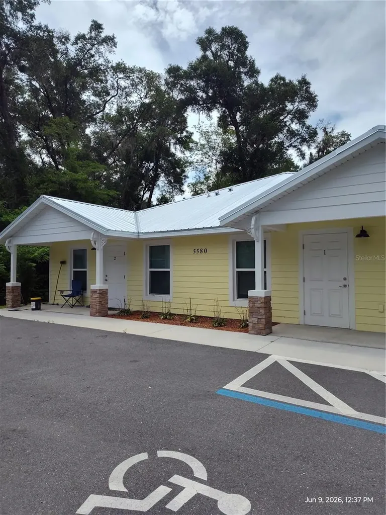 5580 NE 35th Street Silver Springs FL 34488