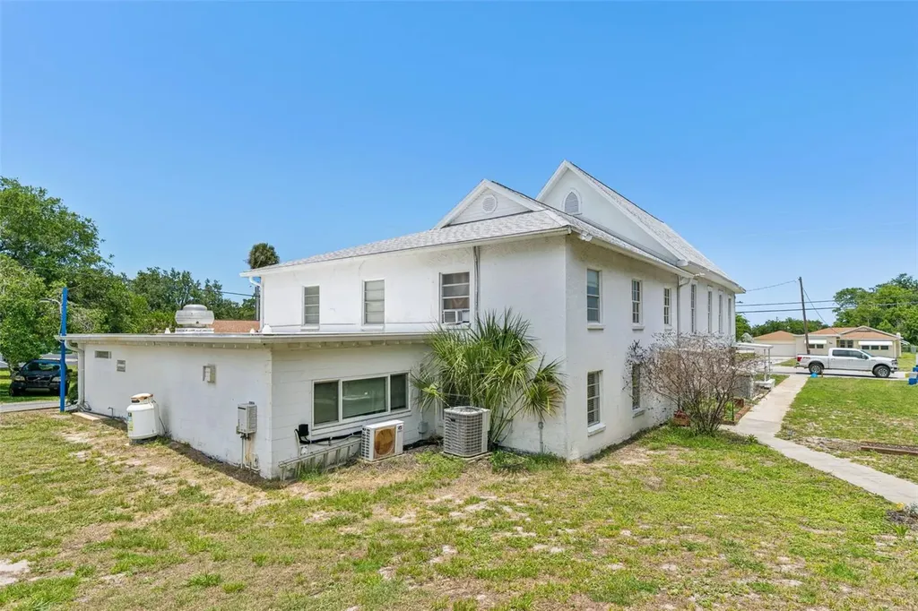 1050 Daytona Avenue Daytona Beach FL 32117
