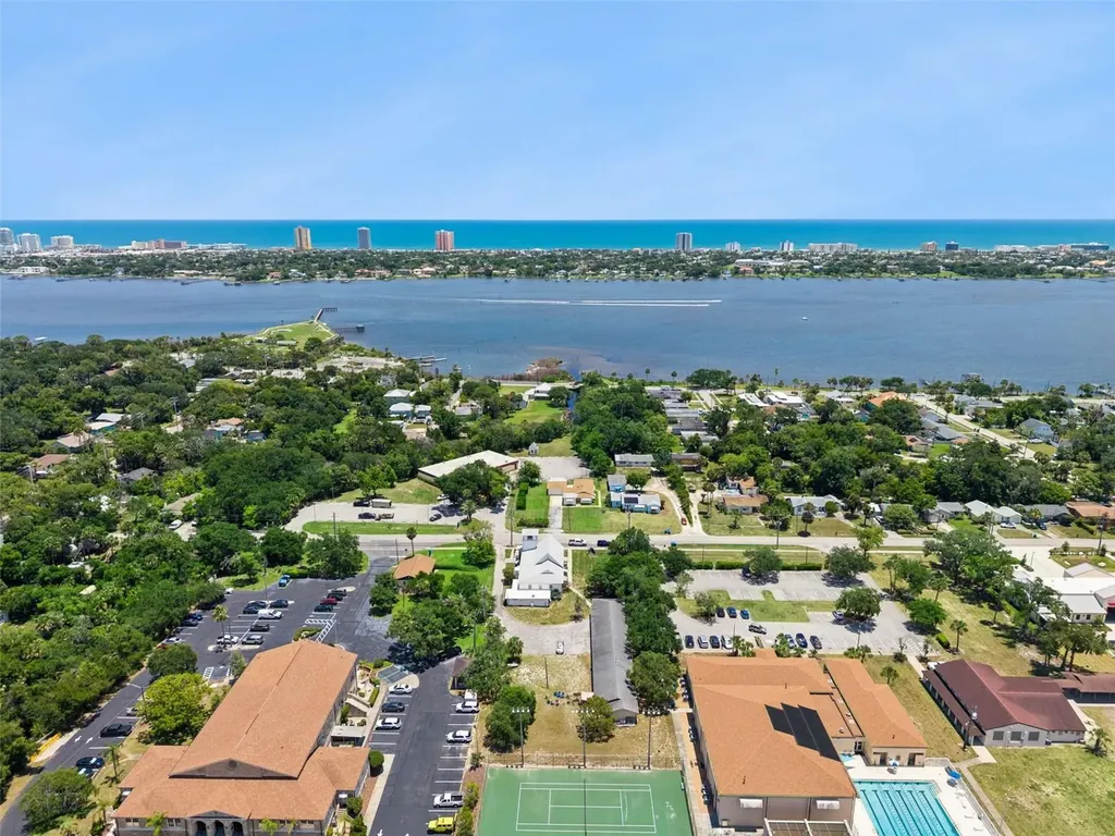 1050 Daytona Avenue Daytona Beach FL 32117