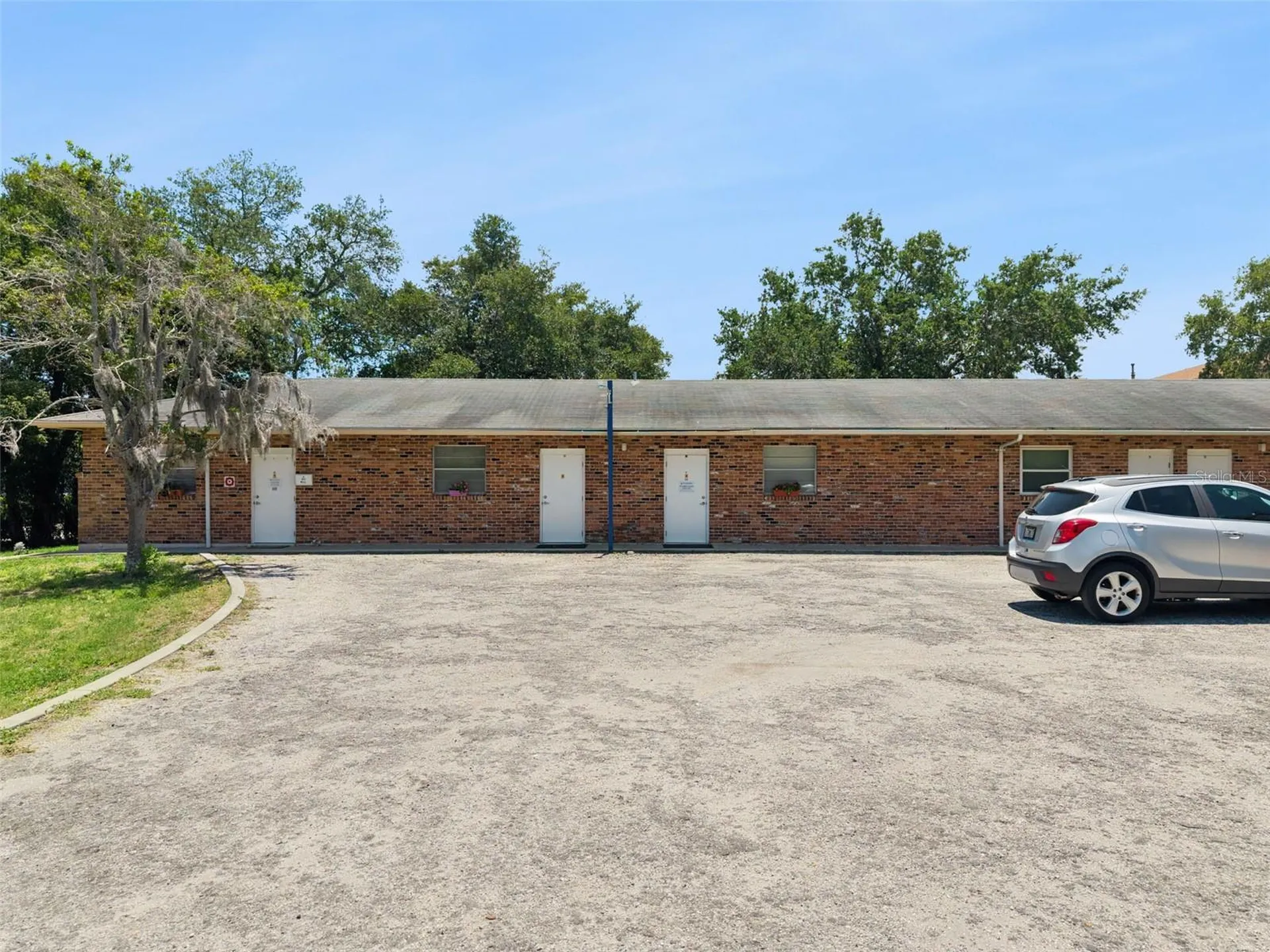 1050 Daytona Avenue Daytona Beach FL 32117