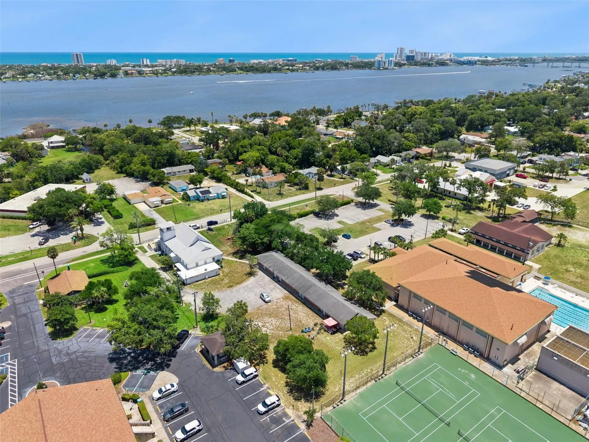 1050 Daytona Avenue Daytona Beach FL 32117
