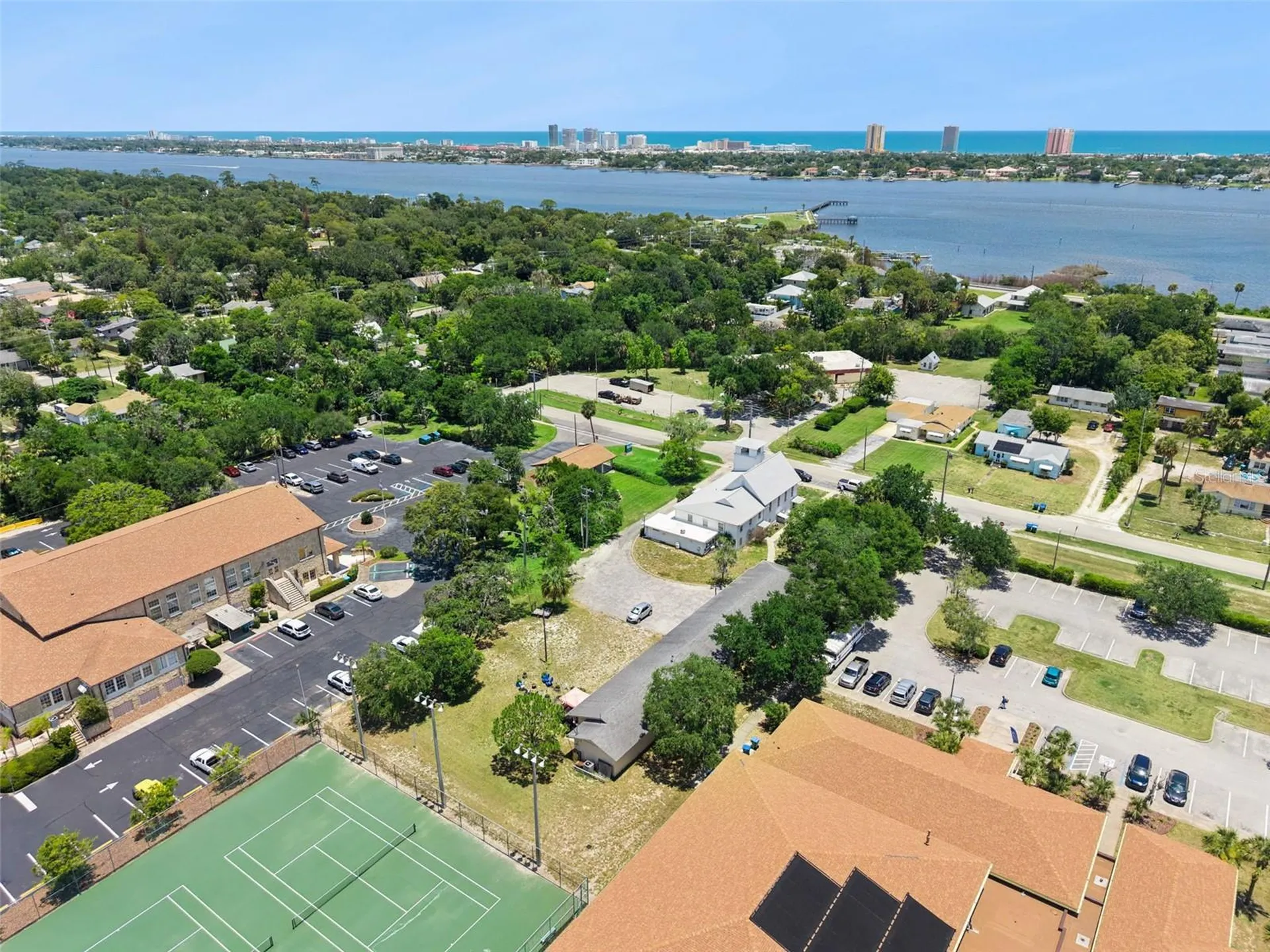 1050 Daytona Avenue Daytona Beach FL 32117