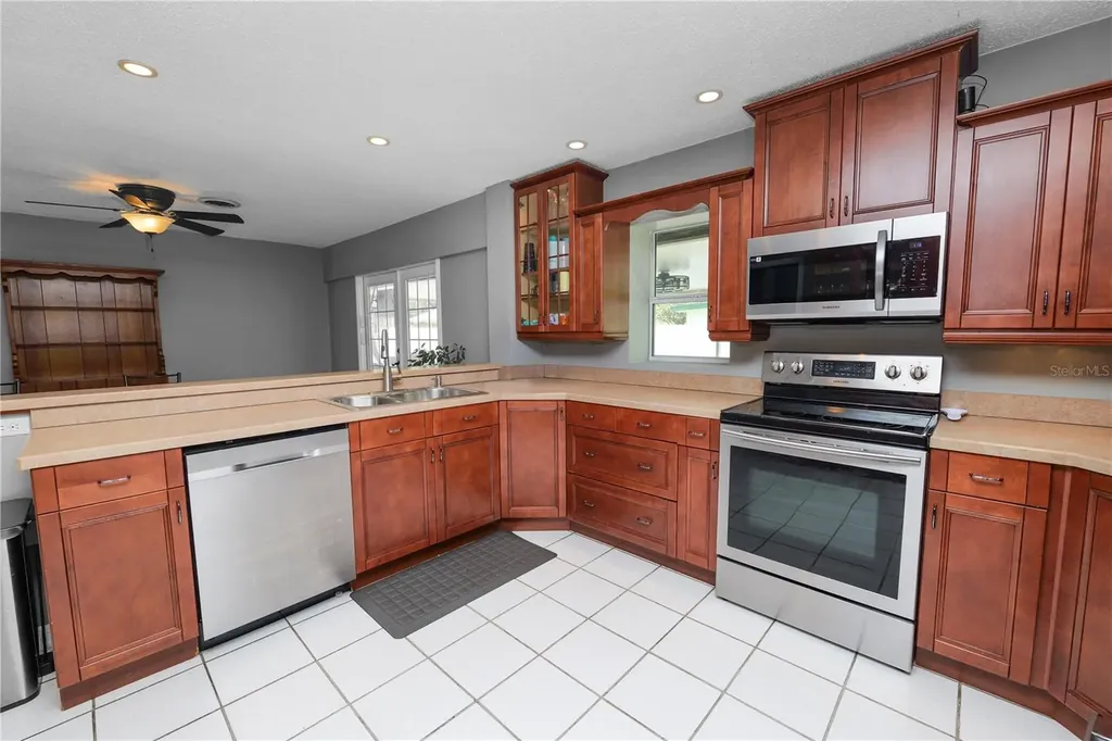 2646 Handley Boulevard Lakeland FL 33803