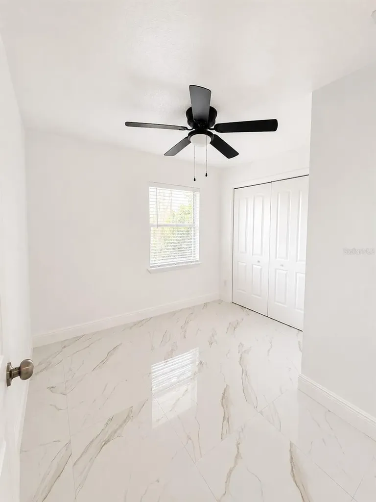 907 Valentina Drive Dundee FL 33838