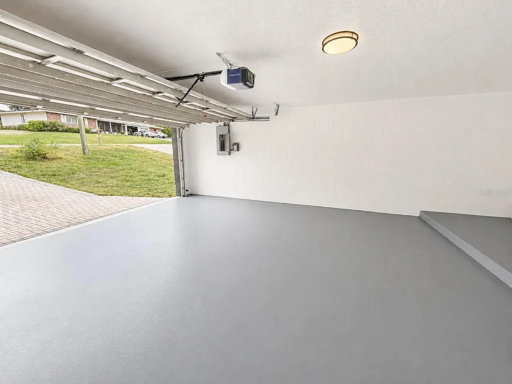 907 Valentina Drive Dundee FL 33838