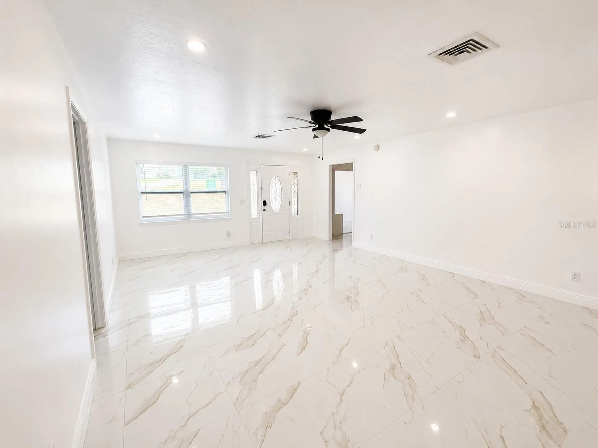 907 Valentina Drive Dundee FL 33838