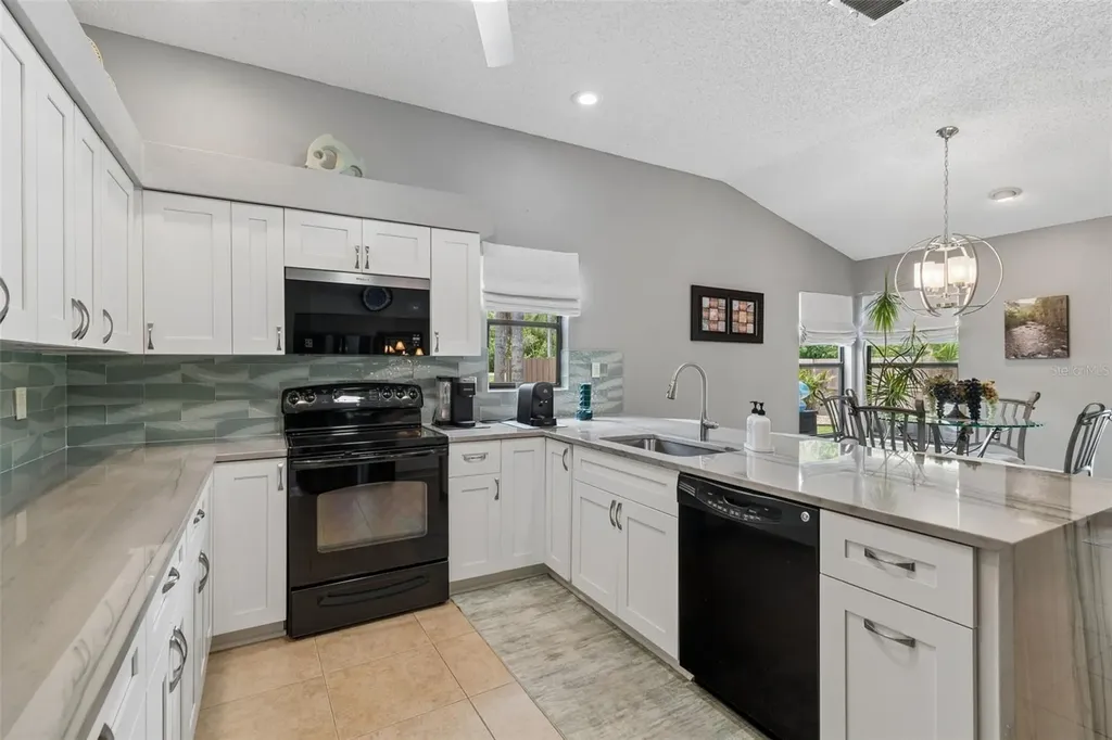650 Sweetbriar Drive Oldsmar FL 34677