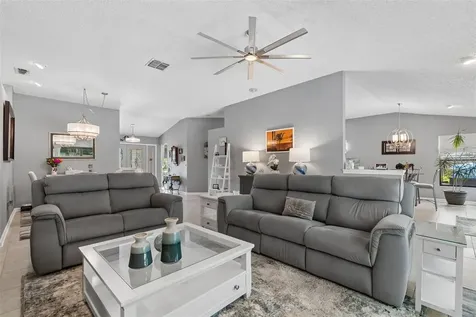 650 Sweetbriar Drive Oldsmar FL 34677