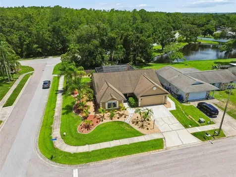 650 Sweetbriar Drive Oldsmar FL 34677