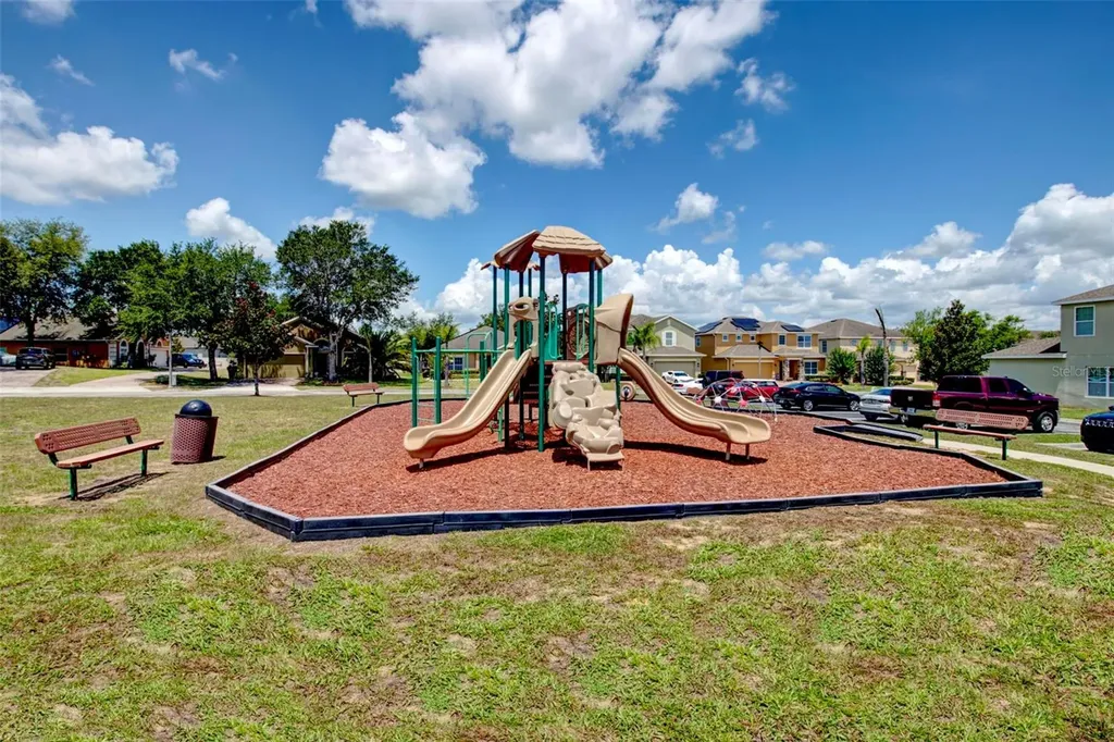 826 Andalusia Loop Davenport FL 33837