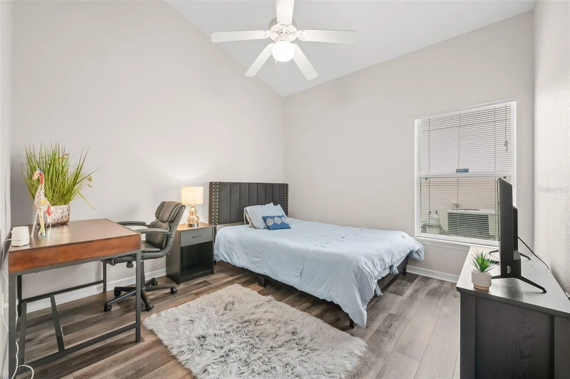 826 Andalusia Loop Davenport FL 33837