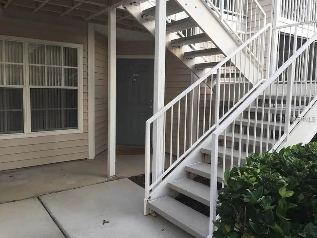 850 S Tamiami Trail Sarasota FL 34236