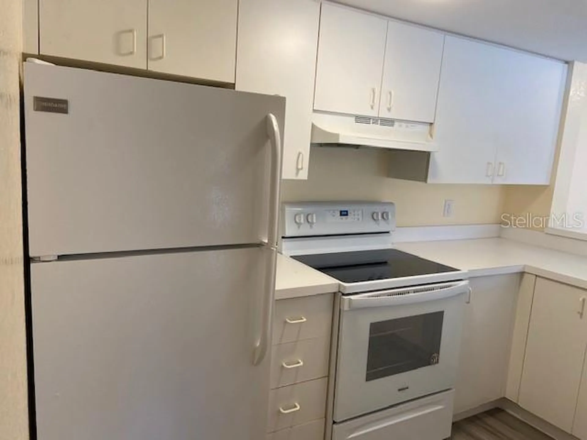 850 S Tamiami Trail Sarasota FL 34236