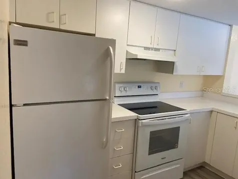 850 S Tamiami Trail Sarasota FL 34236