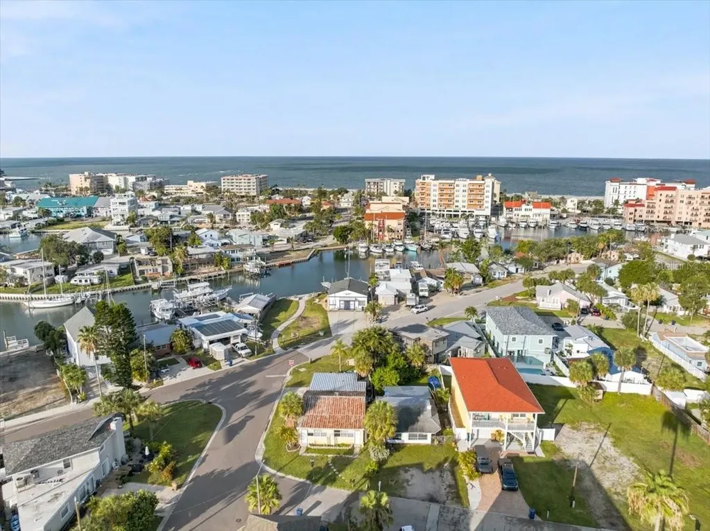 13104 4th Street E Madeira Beach FL 33708