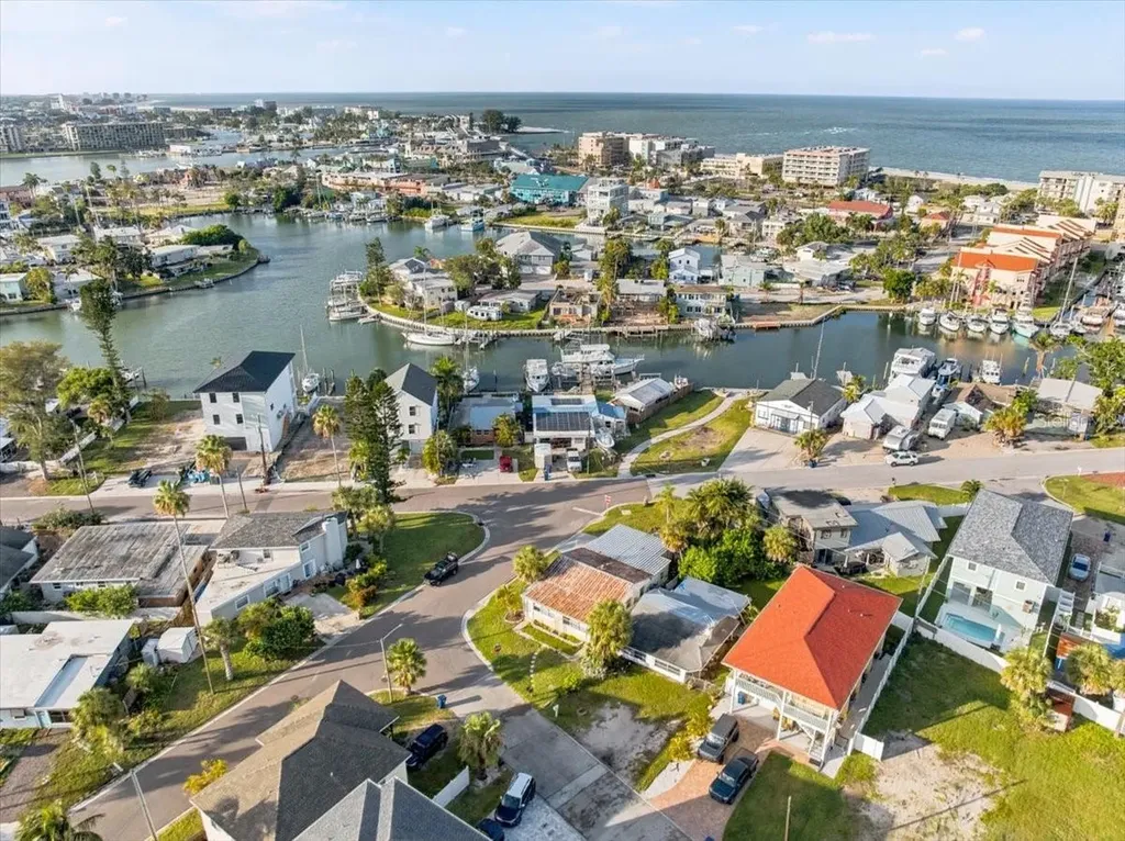 13104 4th Street E Madeira Beach FL 33708