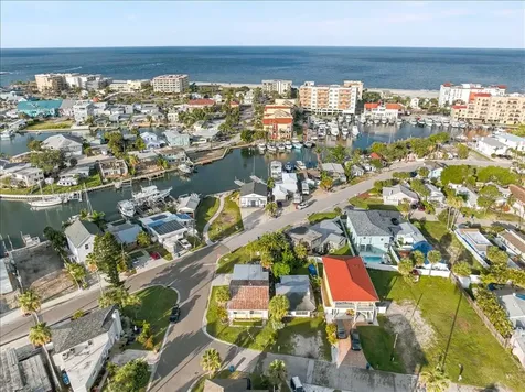 13104 4th Street E Madeira Beach FL 33708