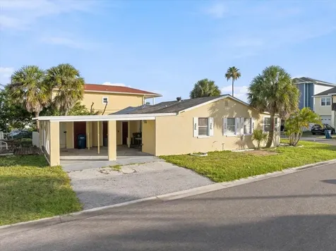 13104 4th Street E Madeira Beach FL 33708