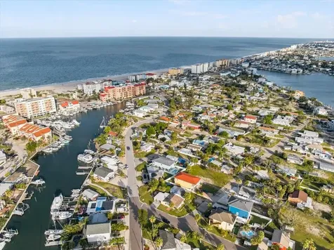13104 4th Street E Madeira Beach FL 33708