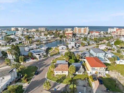 13104 4th Street E Madeira Beach FL 33708