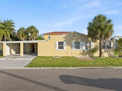 13104 4th Street E Madeira Beach FL 33708