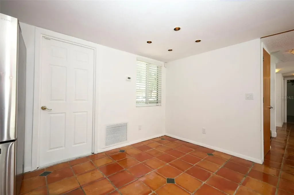 Apopka FL 32703