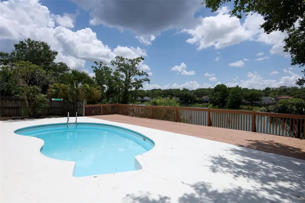 Apopka FL 32703