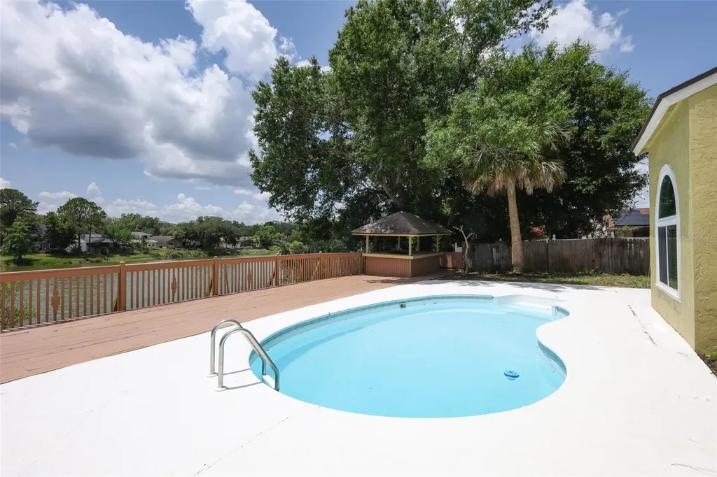 Apopka FL 32703