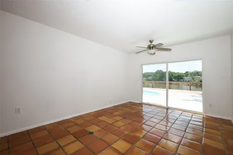 Apopka FL 32703