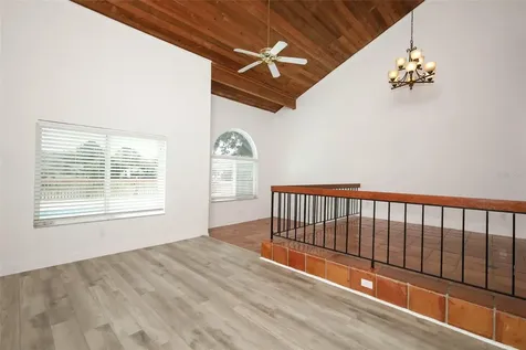 Apopka FL 32703