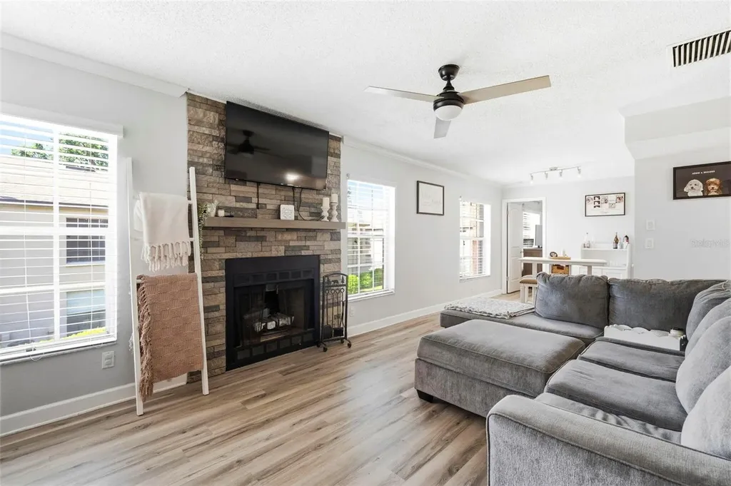 3024 Bonaventure Circle Palm Harbor FL 34684