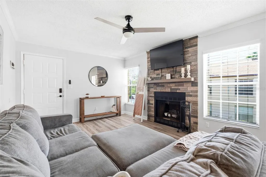 3024 Bonaventure Circle Palm Harbor FL 34684