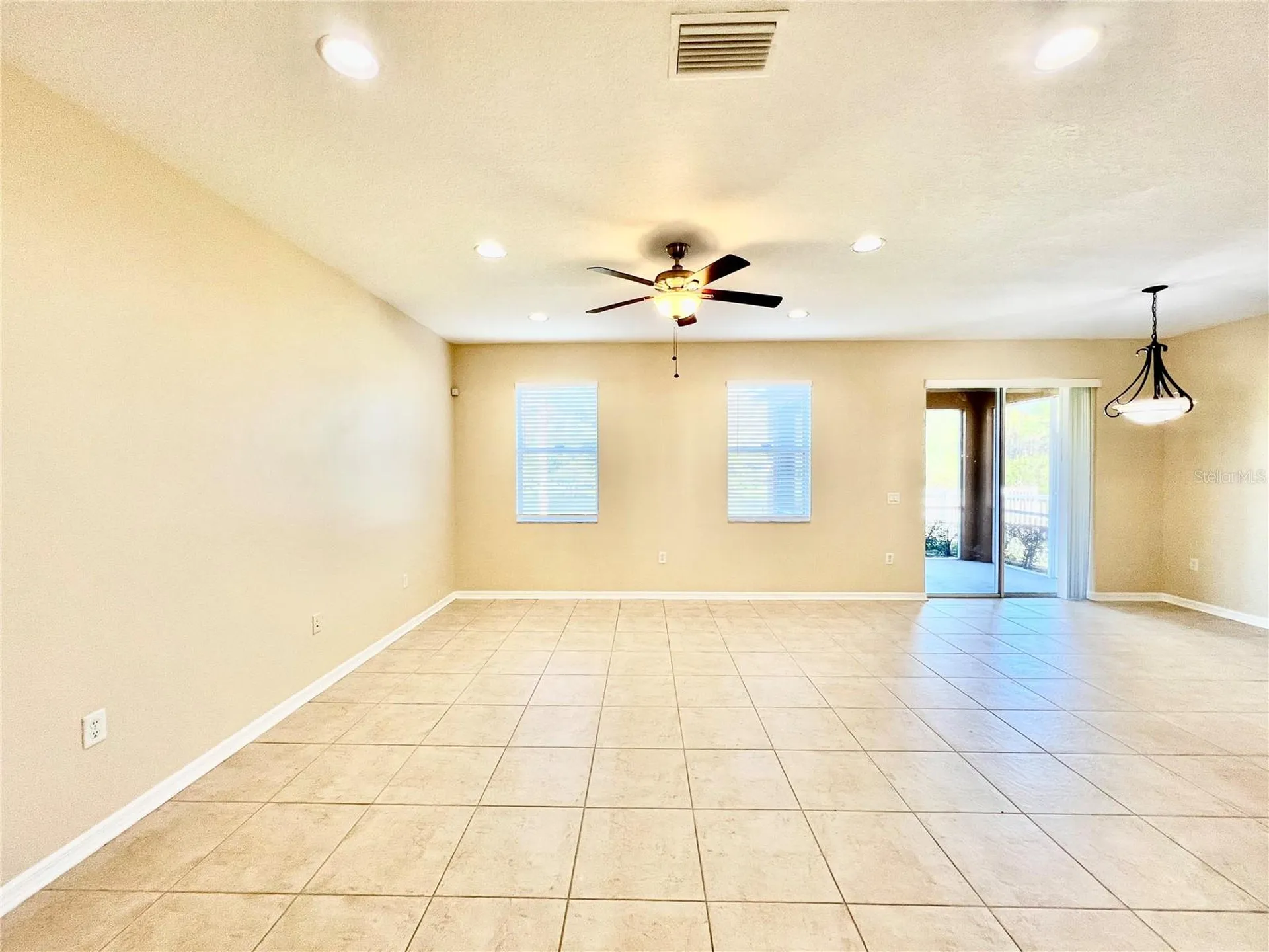 9606 Oak Glade Avenue Tampa FL 33647