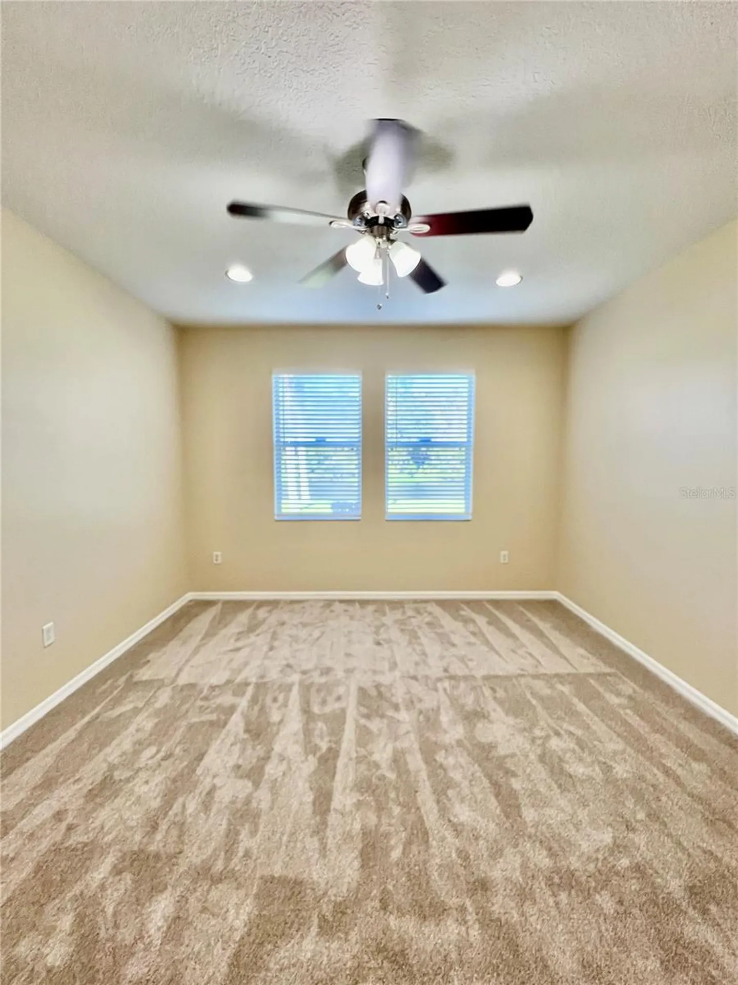 9606 Oak Glade Avenue Tampa FL 33647